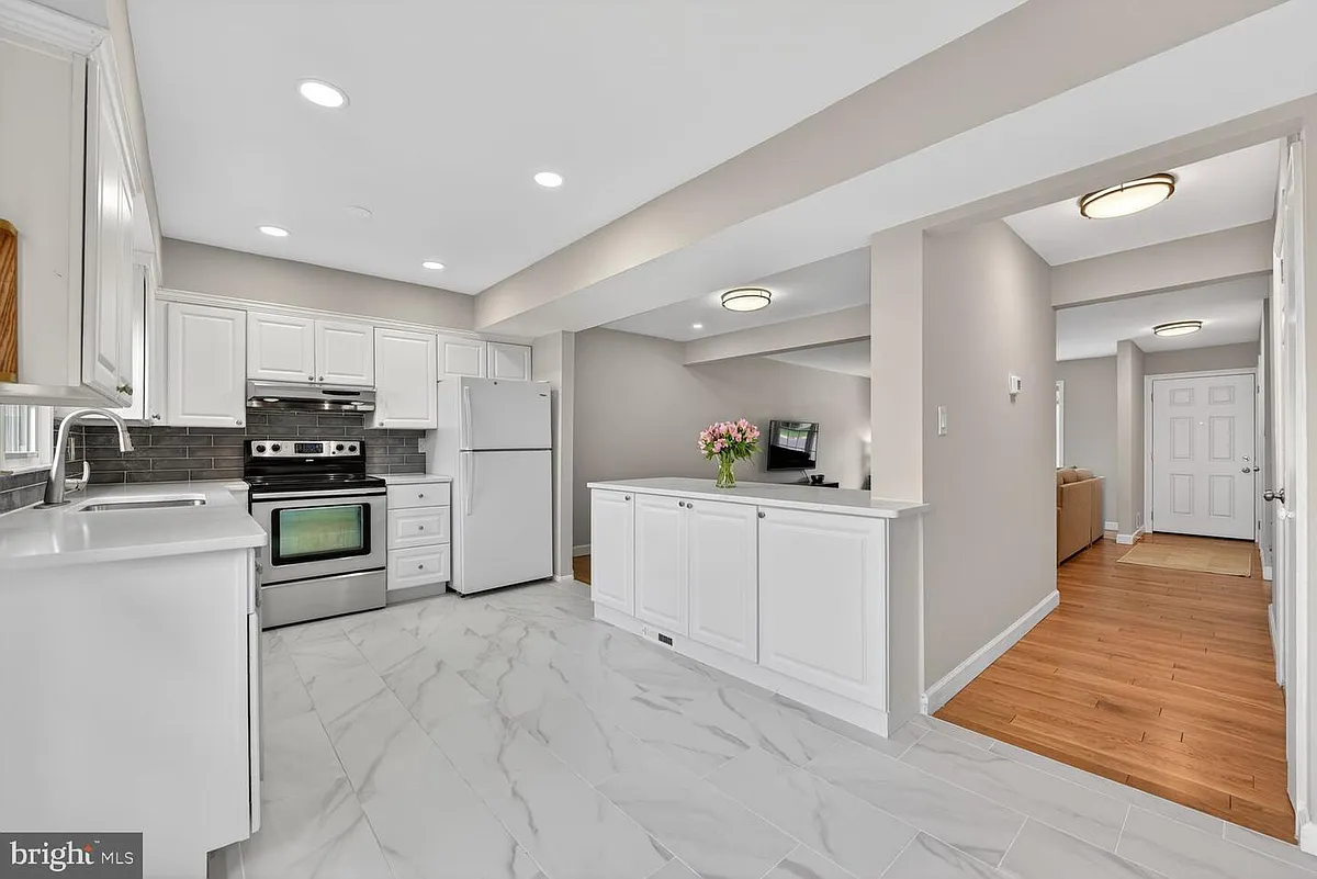 Building Photo - 2972 Valera Ct