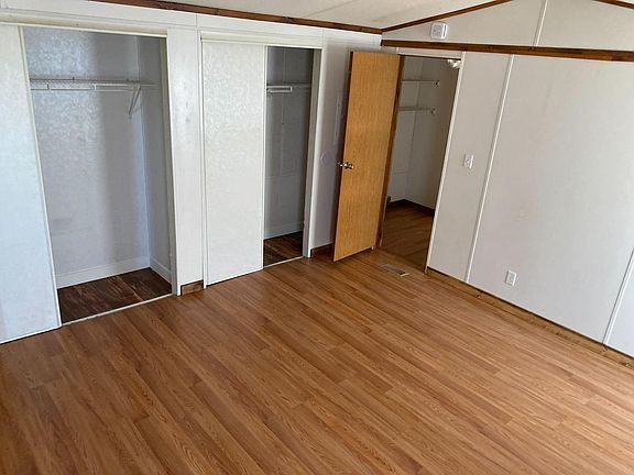 5th image of 3101 Winchester Ave