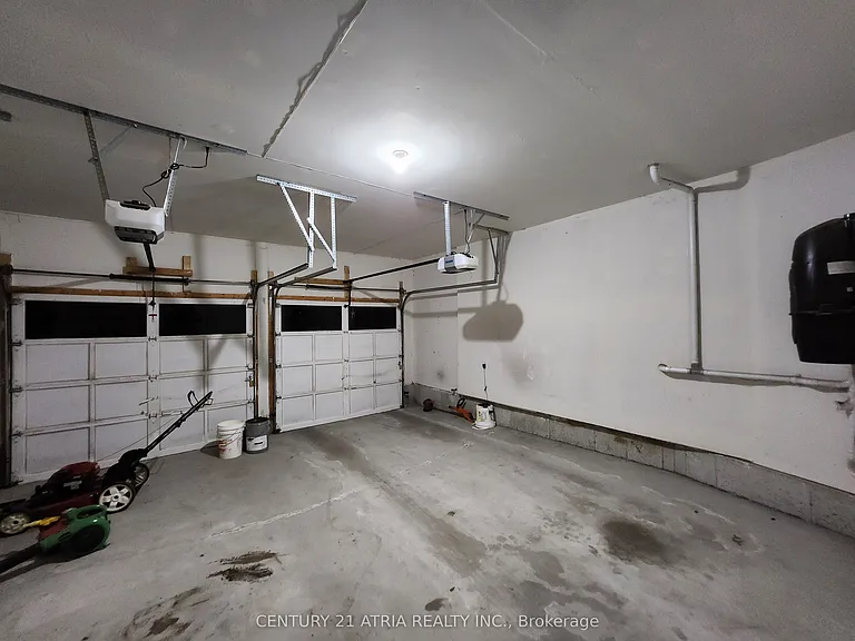 1237 Atkins Dr — Photo 26