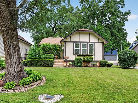 2nd image of 7148 W 109th Pl