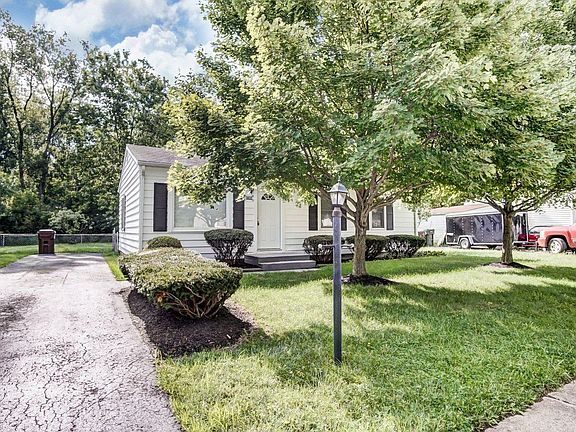 2nd image of 4306 Beechmont Dr