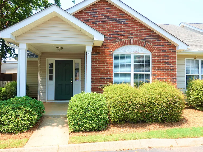 4 Enoree View Dr #1 — Photo 1