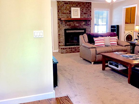 5th image of 311 Chessington Cir
