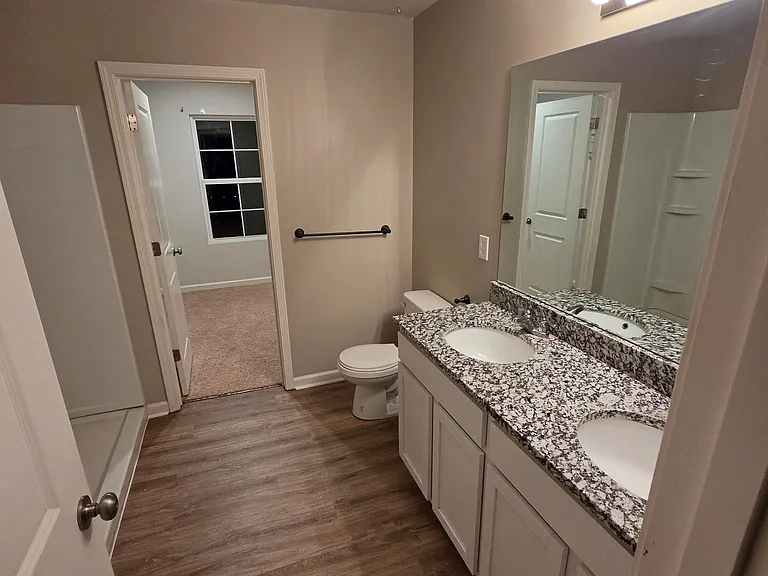 226 Arlington Ave — Photo 14