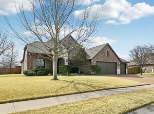 102 Citation Ln, Waxahachie, TX 75165