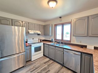 1401 Park Garden Rd, Great Falls, MT 59404
