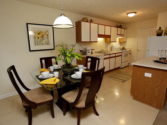 3rd image of 4041 William Bill Luther Dr APT 52