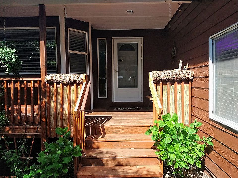 2nd image of 10300 NE 20th Cir