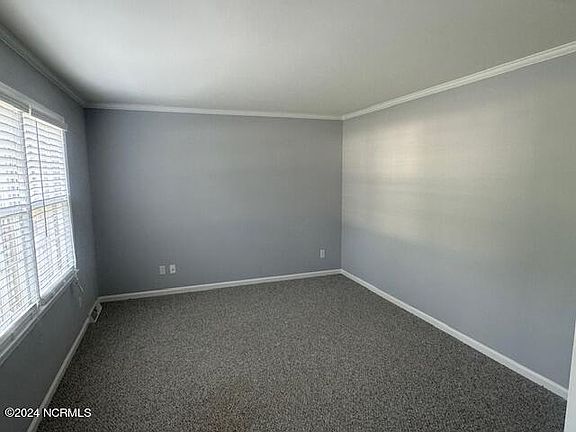 4th image of 1597 Eastwood Drive