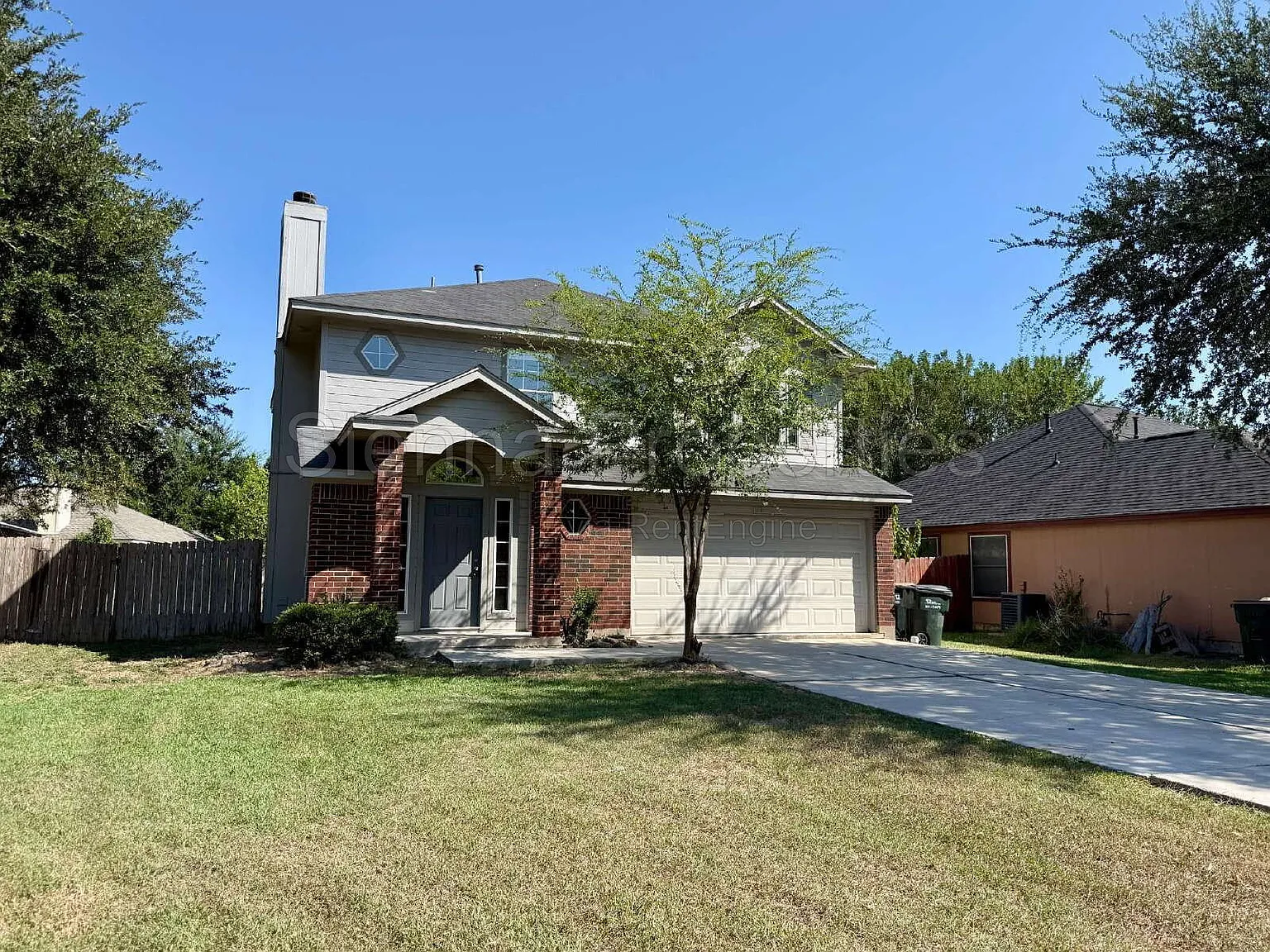 3 bed, 2.5 bath, 2020 sqft, $2,000 — Photo 1