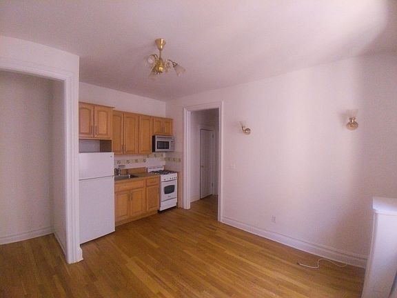 2nd image of 45-16 39th Pl #3G