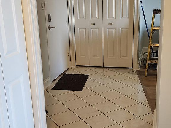 2nd image of 6833 N Kedzie Ave APT 305