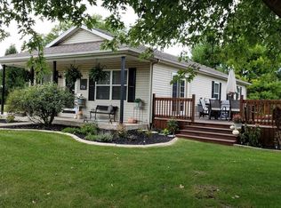 1020 E Wellington Dr, Warsaw, IN