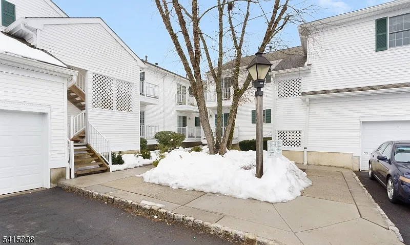 58 Smithfield Ct photo 1