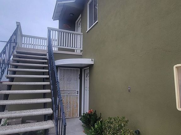 2nd image of 6202 Cherry Ave