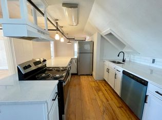 72 Nahant St #3, Lynn, MA 01902