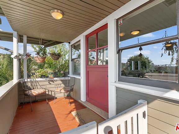 4th image of 1606 N Avenue 55