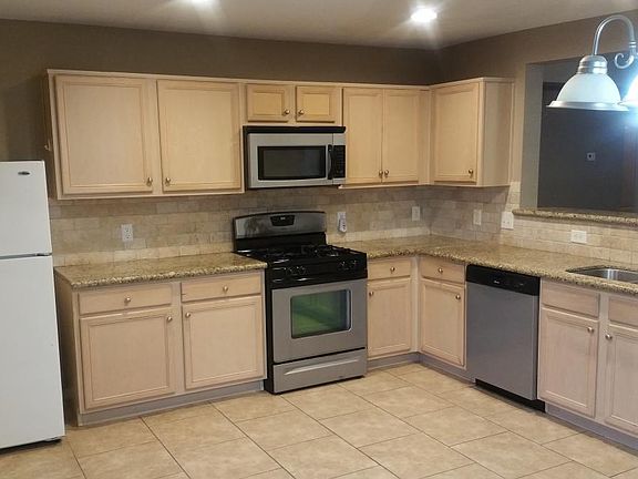 5th image of 13031 Afton Meadow Ln