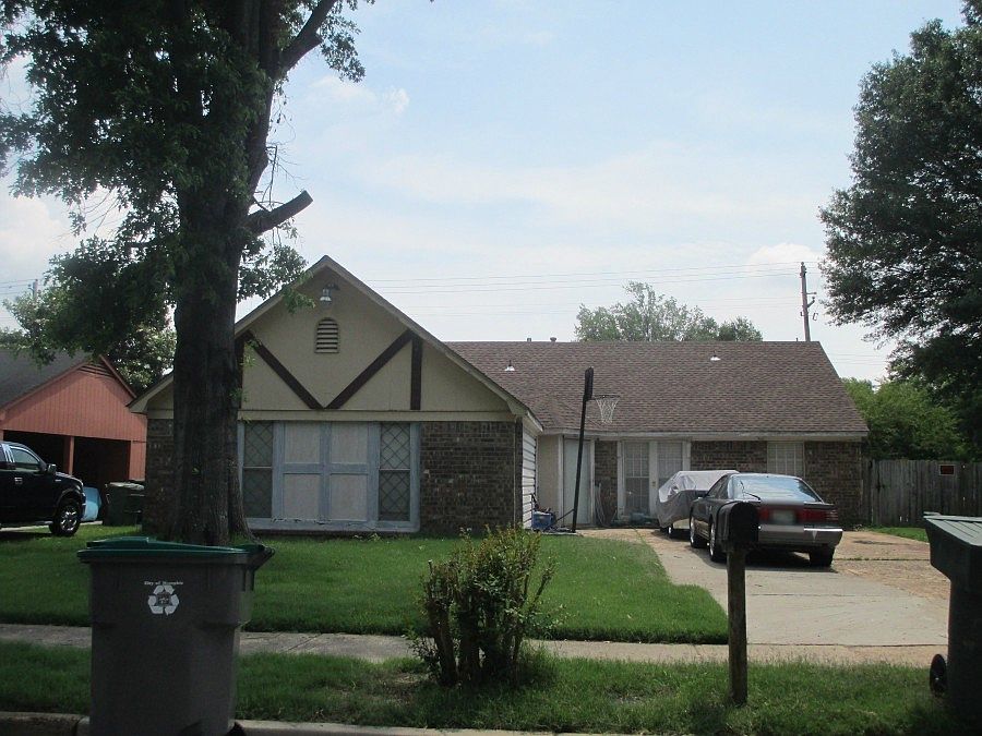 1st image of 4040 Lacewood Dr