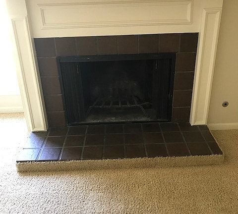 3rd image of 965 Diaz Ln