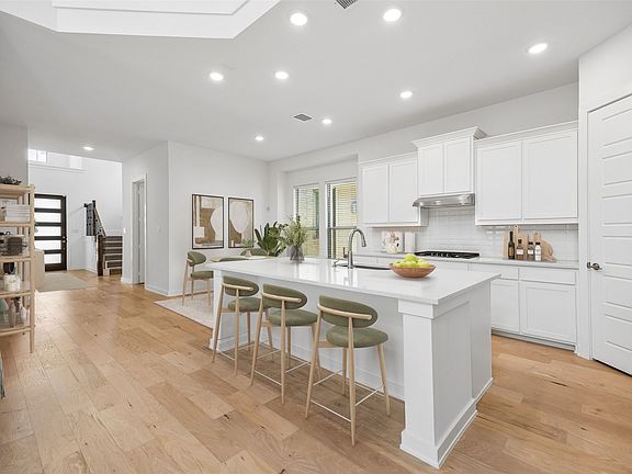 5th image of 708 Kendall Ln