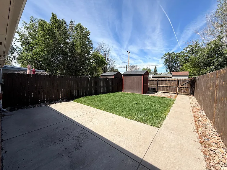1687 Moline St — Photo 12