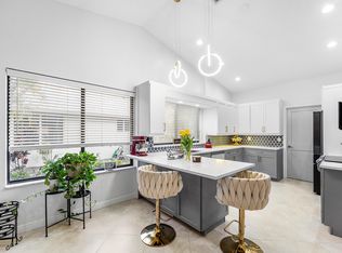 1370 NW 28th Avenue, Delray Beach, FL 33445