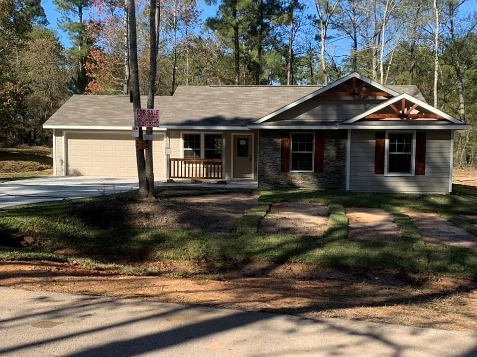 3 bed, 2.0 bath, 1109 sqft, $1,775 — Photo 1