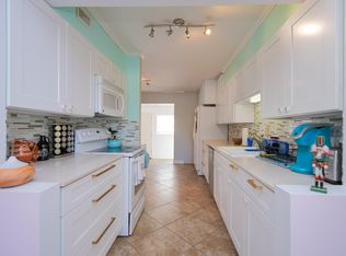 838 Cavalla Rd, Atlantic Beach, FL 32233