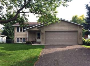 6595 21st St N, Oakdale, MN 55128