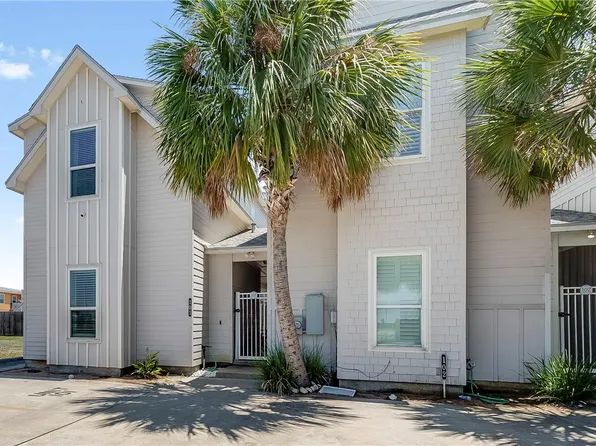 2821 11th St #101, Port Aransas, TX 78373
