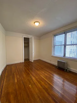 Rented by Urban Real Estate Property Group Inc | media 3