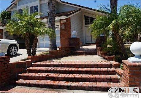 1st image of 17860 Via La Cresta Dr