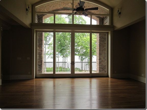 4th image of 8369 Norman Estates Dr