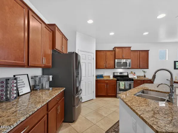 7152 W MERRIWEATHER Way, Florence, AZ 85132