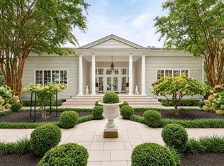 170 Breese Ln, Southampton, NY 11968