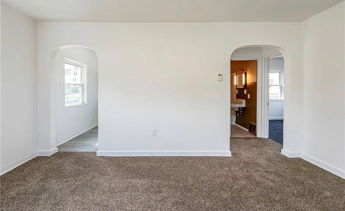 1 bed, $900 — Photo 4