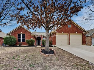 8321 Emerald Cir, North Richland Hills, TX 76180