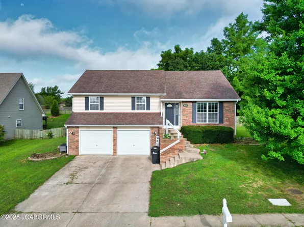 3803 Triple Crown Dr, Columbia, MO 65202