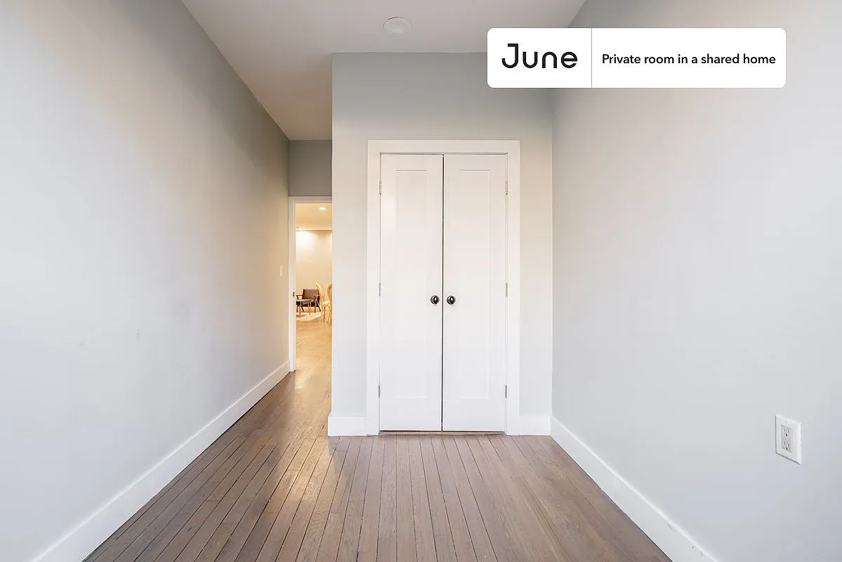 Full bedroom in 4 bed/2 bath home in Central Harlem #1511 B — Photo 4