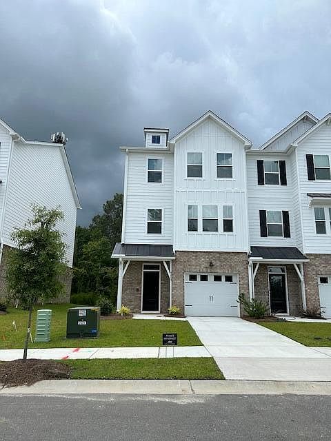 1st image of 9409 Sun Fountain Dr