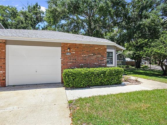 3rd image of 639 Laurel Oak 121 Ln