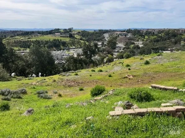 3551 Southridge Drive, Santa Rosa, CA 95403