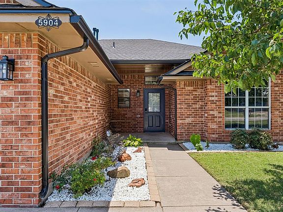 4th image of 5904 SE 88th St