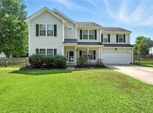 112 Pippin Dr, Suffolk, VA 23434