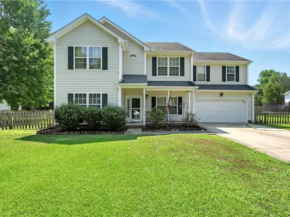 112 Pippin Dr, Suffolk, VA 23434