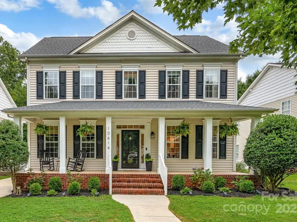 10614 Quarrier Dr, Cornelius, NC 28031