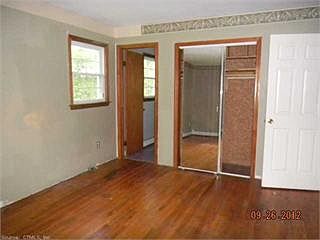 5th image of 21 Emma St
