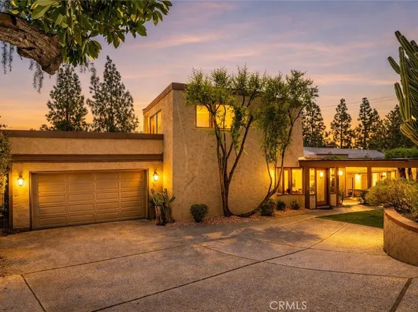 2480 Vista Dr, Upland, CA 91784