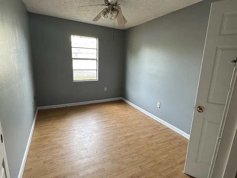 806 Arledge St #UNITA — Photo 5